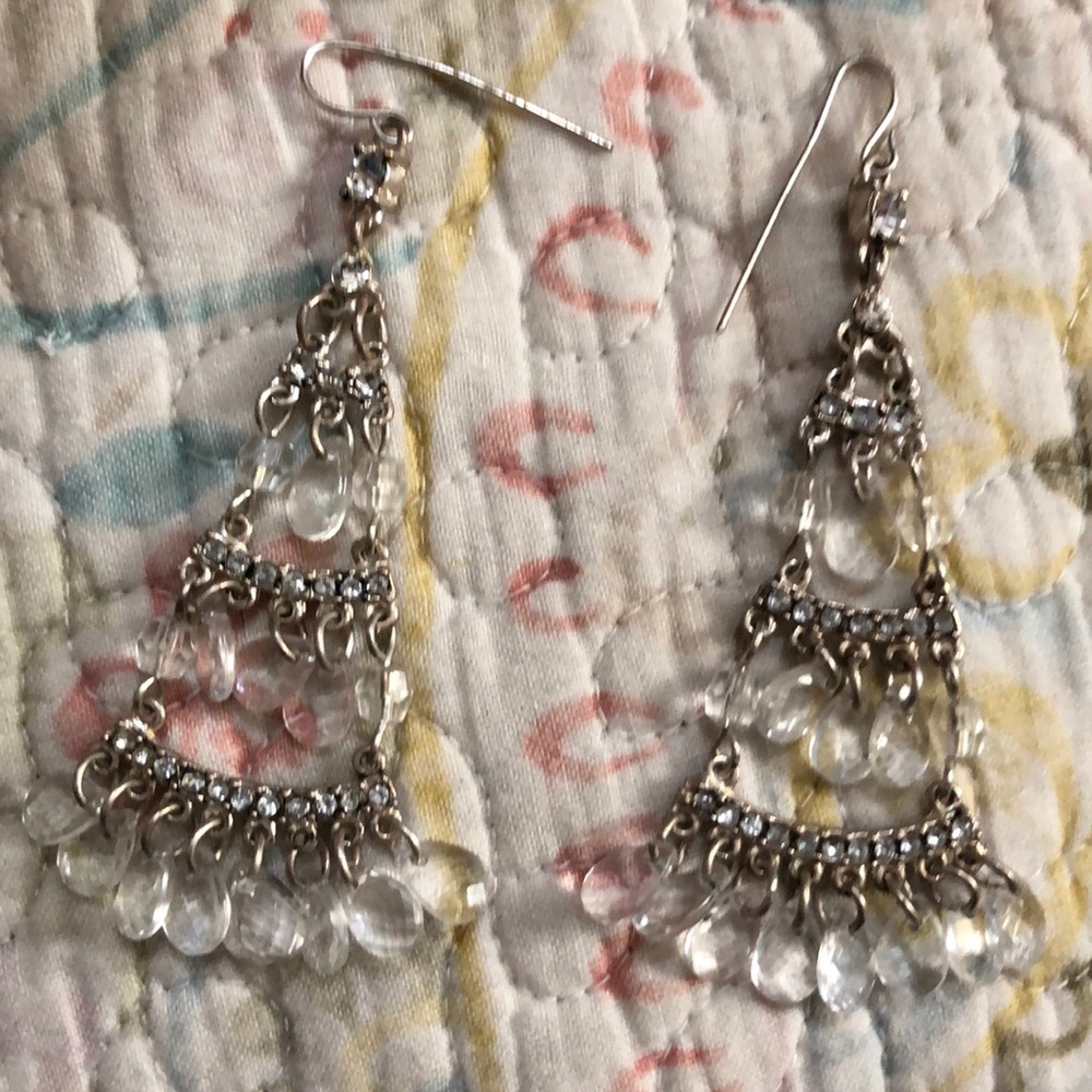 3 pairs of earrings